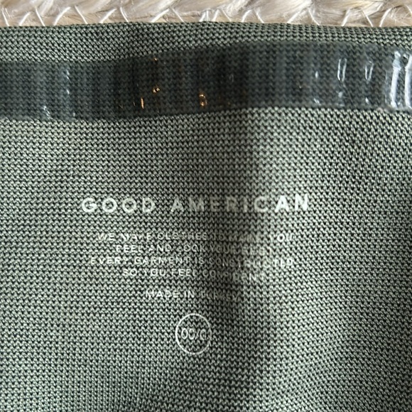 Ribbed 00/0 Good American tights - Picture 4 of 4